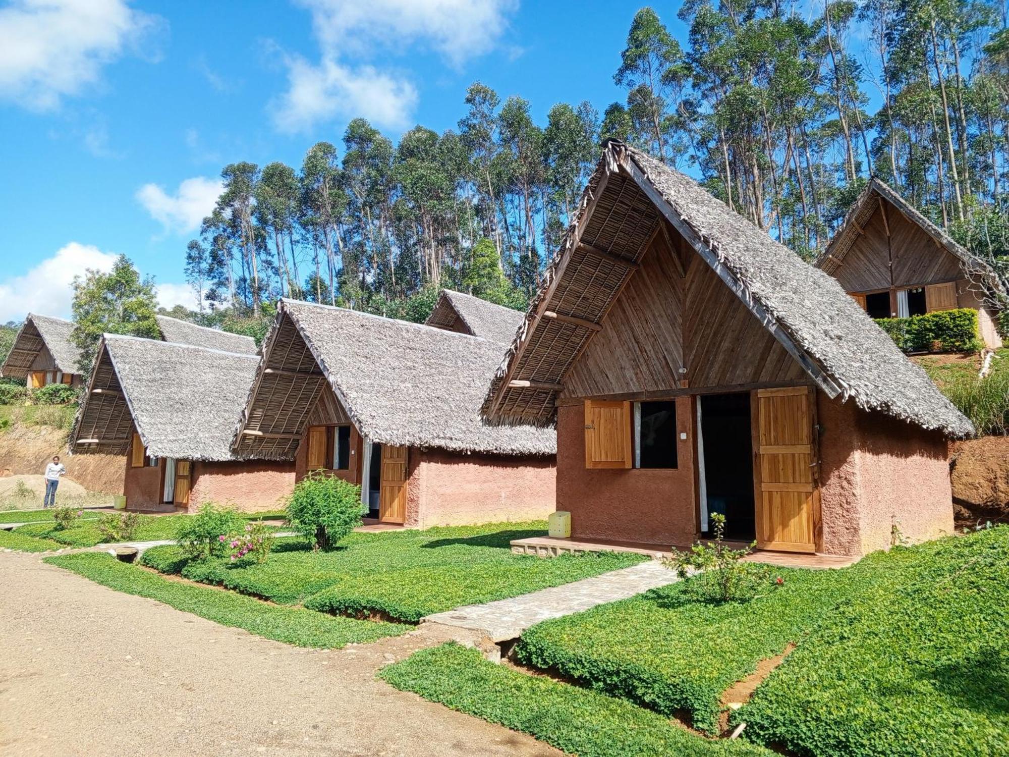Hotel Soanala à Moramanga Extérieur photo
